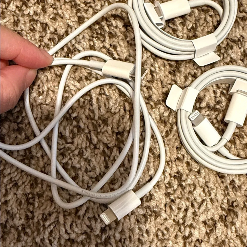 3 Apple USB-C to Lightening Charging Cables